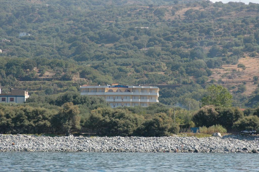 Cliffs Hotel Joppolo ภายนอก รูปภาพ