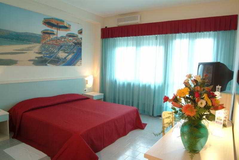 Cliffs Hotel Joppolo ภายนอก รูปภาพ
