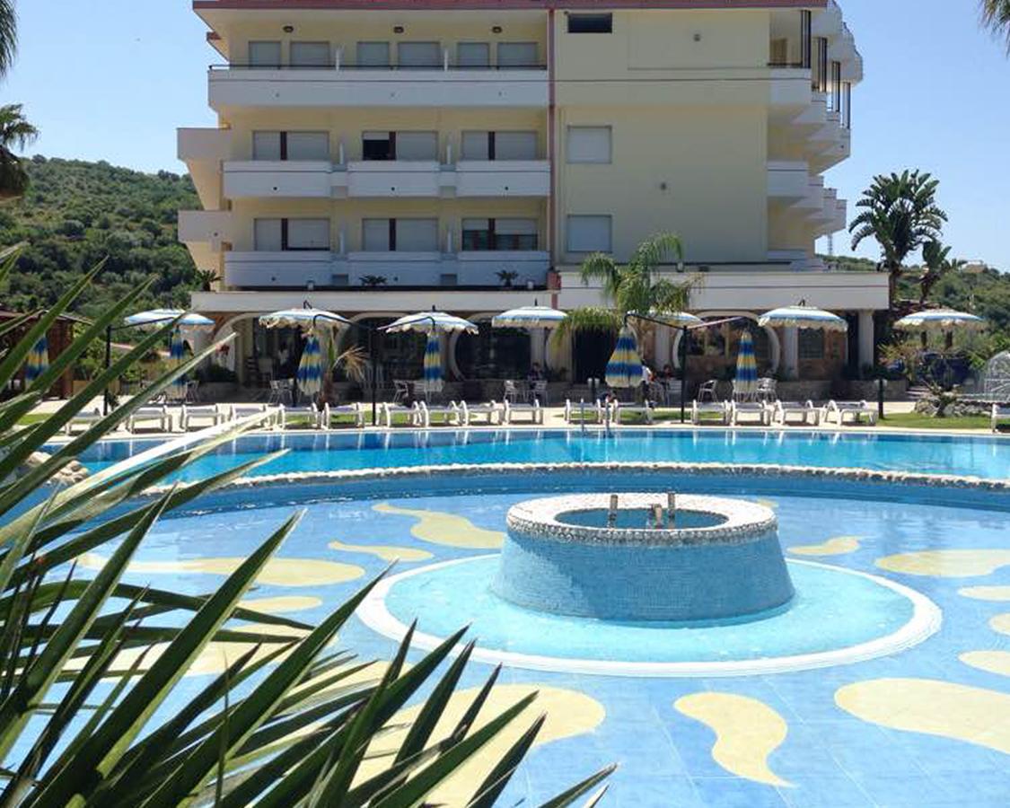 Cliffs Hotel Joppolo ภายนอก รูปภาพ